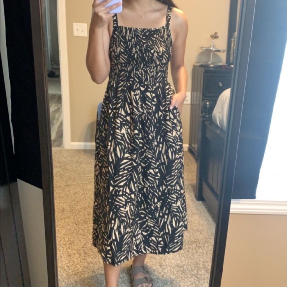 OLD NAVY SUNDRESS